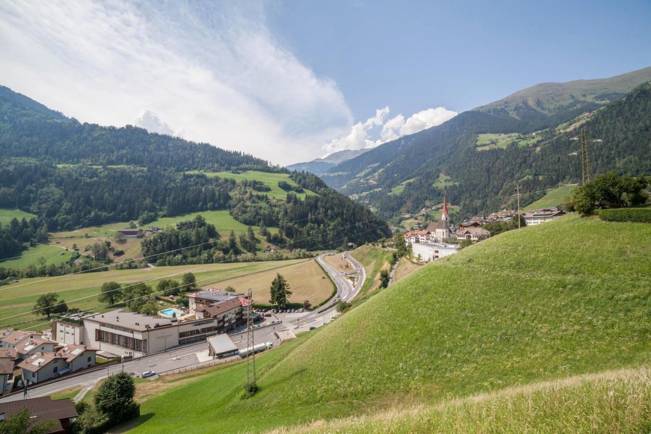 Haus Reimon Apt Reinhard San Leonardo in Passiria Eksteriør billede